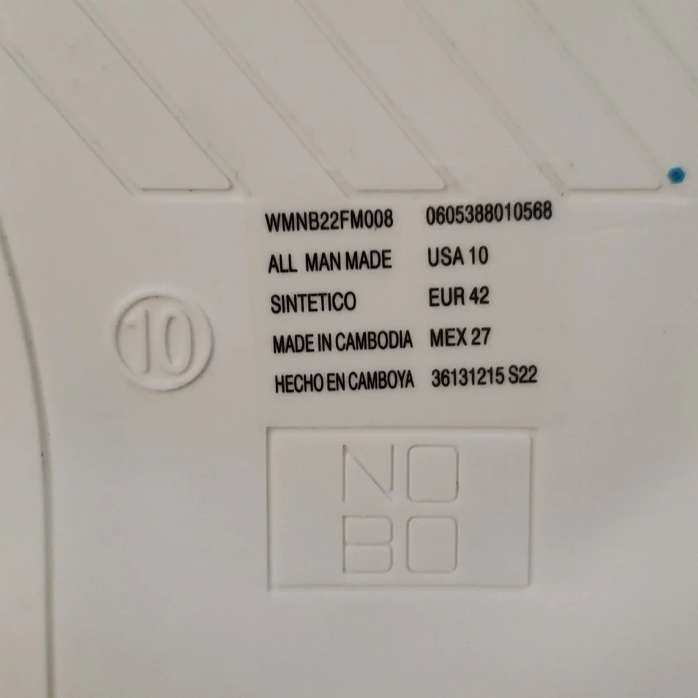 No Boundaries Womans Memory Foam White Thong Sandals‎ Size 10 NWT